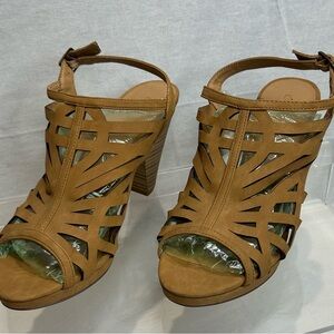 Cityclassified Tan Strappy Heels